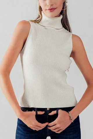 RIB KNIT SLEEVELESS TURTLE NECK TOP: CAMEL / S/M-3:M/L-3