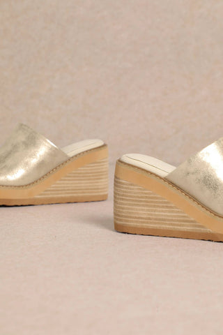 Vintage Platform Wedge Sandal