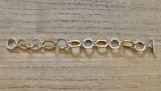 Mani on Central
mixed metal bracelet