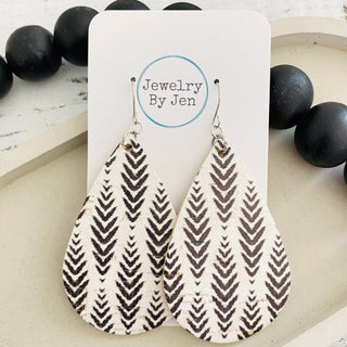 Large Teardrop: White w/Grey Herringbone