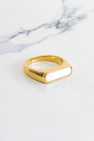 Natural Elements Gold Signet Ring: 7