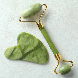 Roller and Gua sha Green Jade Stone Duo