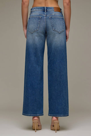 Hidden Medium Wash Jeans